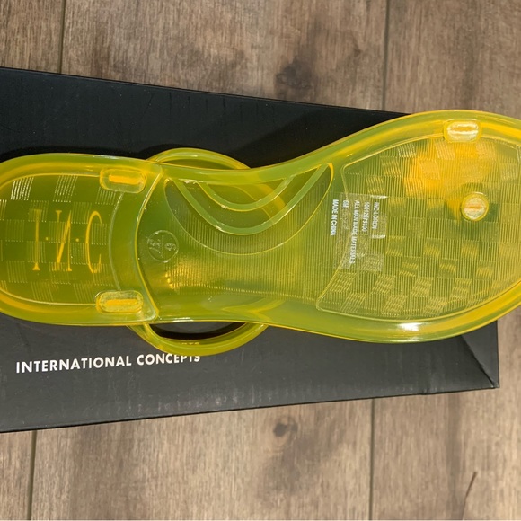 INC International Concepts Loren pineapple jelly sandals / slides - Picture 6 of 6